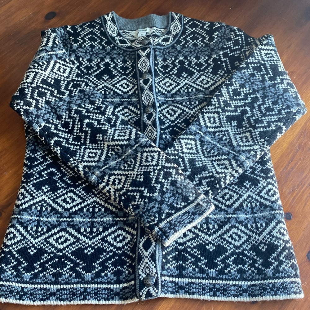 L.L. Bean women’s black patterned button up cardigan